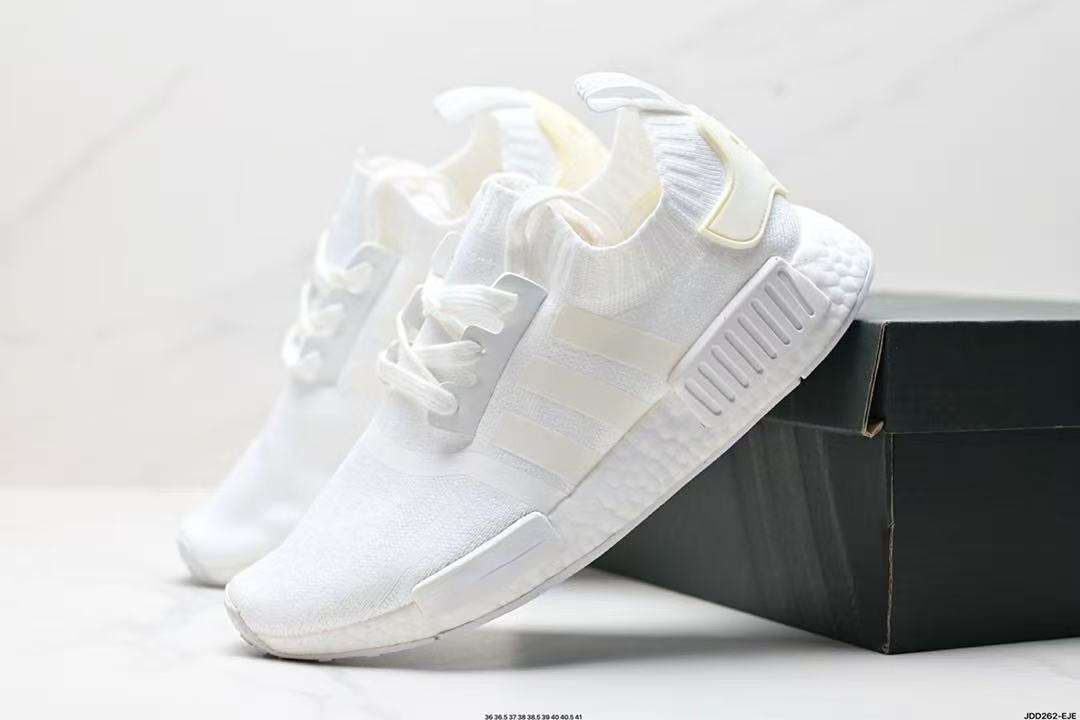 New NMD R1 Primeknit Triple black White Bee nmds designer Running shoes For Men Women OREO Runner Sports sneakerswq