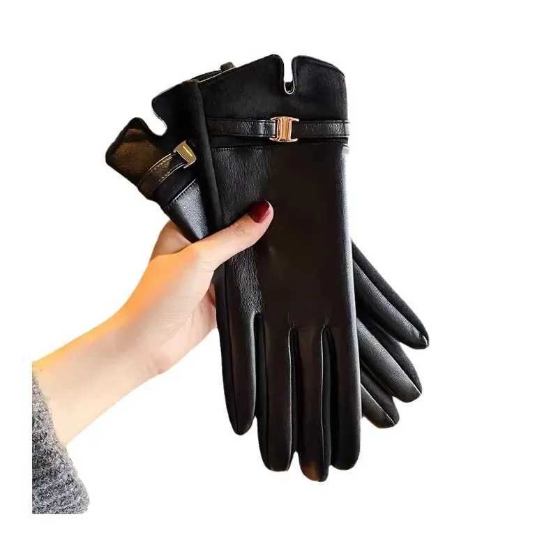 2025 New Gloves for Women in Winter Warm and Plush Thickened Cold Proof Driving Touch Screen Gloves for Outdoor Cycling Y251211