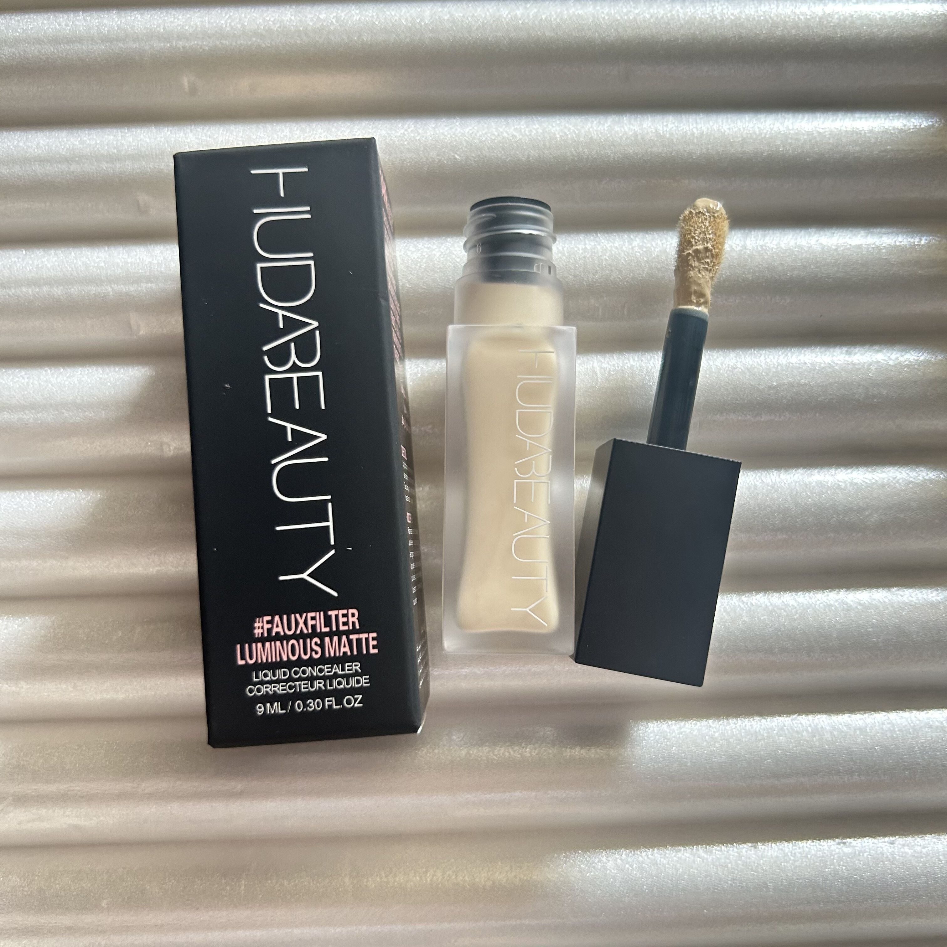 HUDA Beauty FAUXFILTER LUMINOUS MATTE 9ml Brightening Cover Long Lasting Without Wrinkles Brightening Tear Troughs Dark Circles Cosmetics