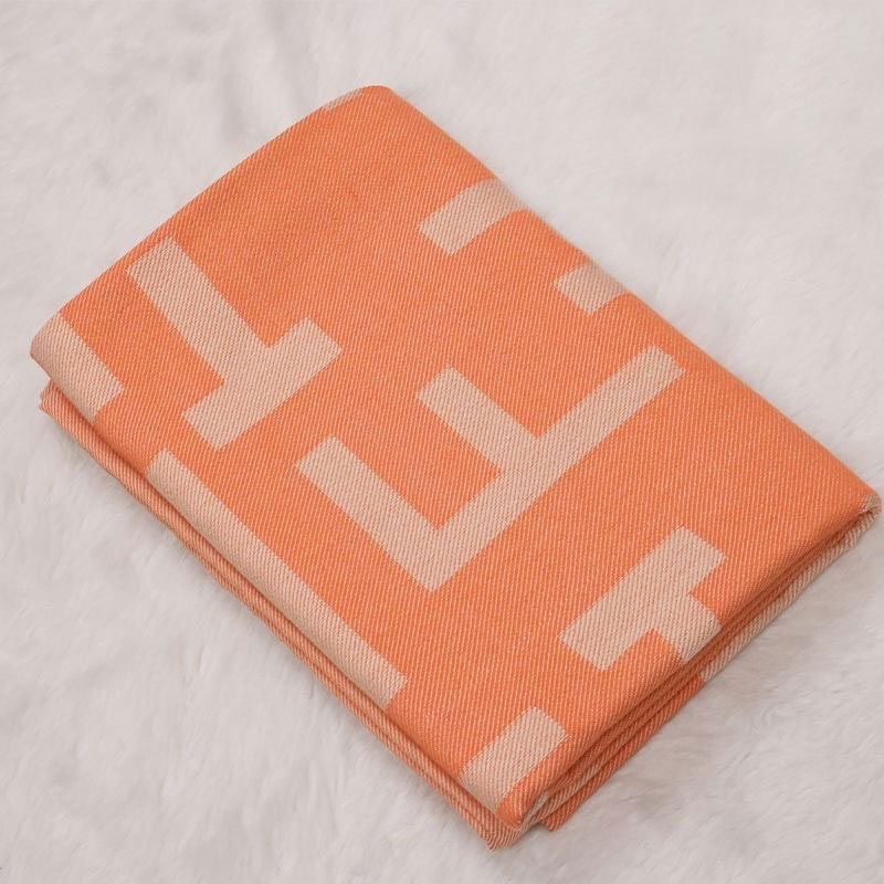 First-Class Airline Blanket Wrinkle-Resistant Ultra Soft Throw Essential Warm Cover for Travel Daily Use Stylish Sofa Throw