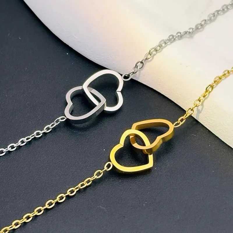 Simple Double Heart Pendant Necklace for Women Couple Stainless Steel Choker Gold Color Chain Wedding Party Friends Jewelry Gift M251211