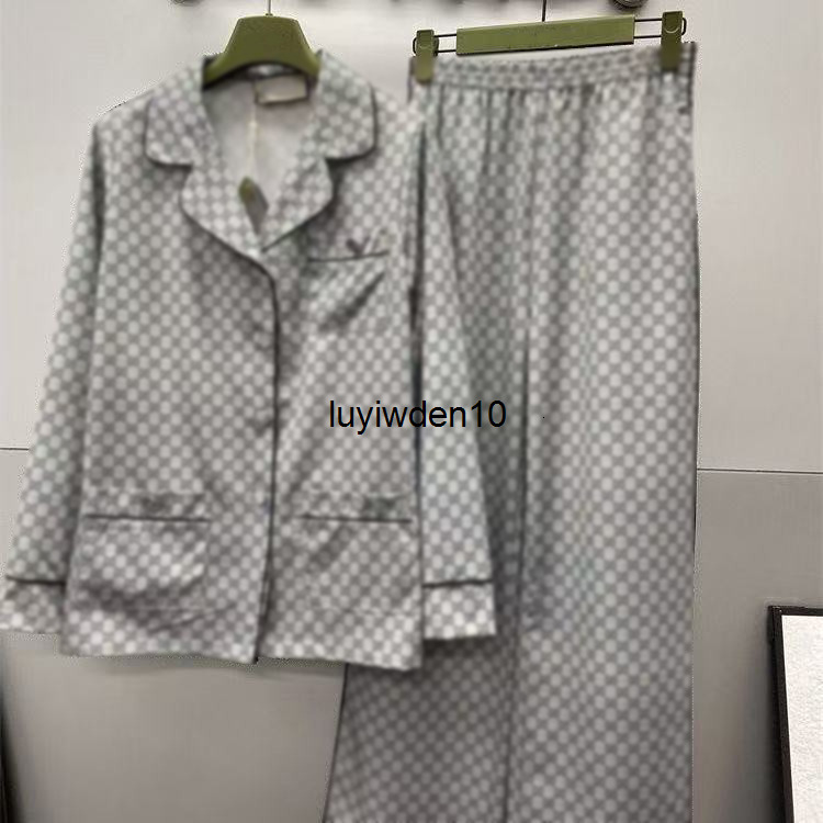 Women's Sleep Lounge 2025ss Designer Autumn/Winter New Womens Pajama Two Piece Set High Quality Womens Pajama Comfortable and Luxurious Loose Pajama