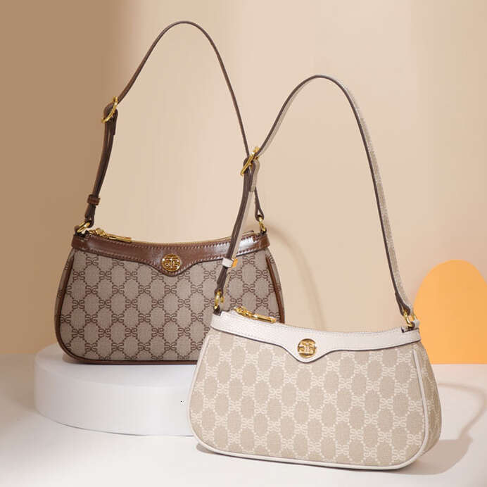 2025 Designer Vintage Classic bag High Quality Women's handbag Purse Leather Metal badge Letter print Crossbody Black Classic Underarm Bag Hobo b