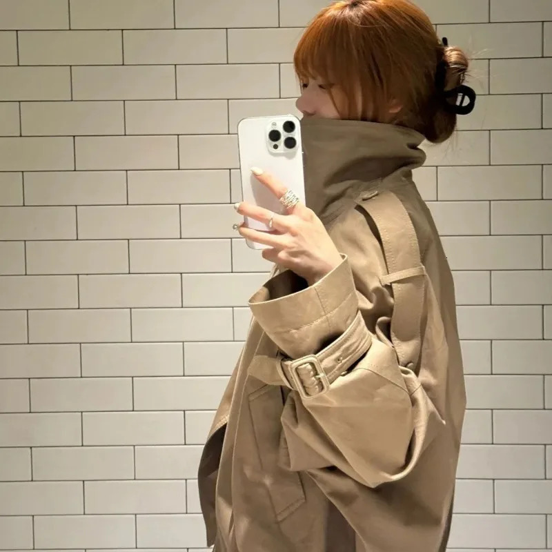 Chic Short Trench Coats Women with Belt Turtleneck Double Breasted Full Sleeves Jackets Spring Autumn Commute Lady Outwears 251212