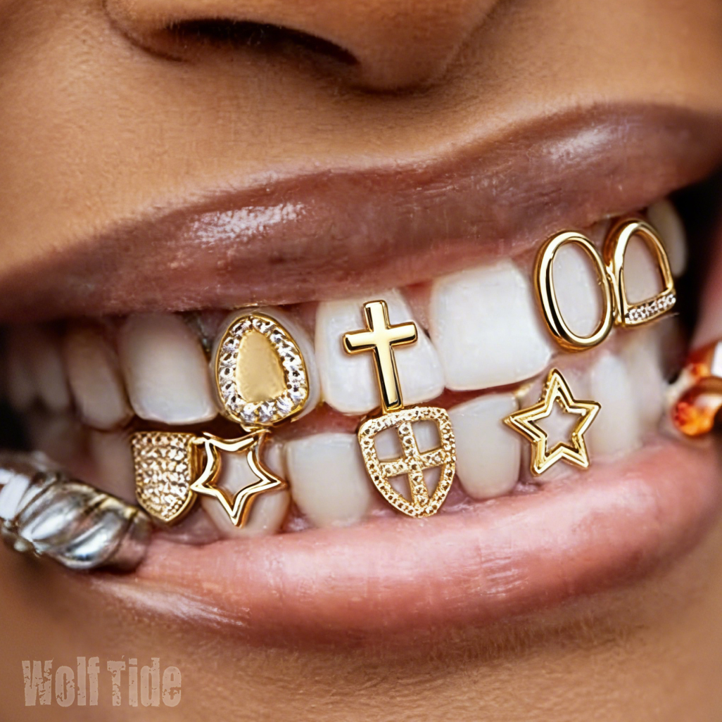 Hip Hop Diamond Teeth Grillz 18K Real Gold Single Double Braces Punk Dental Mouth Fang Fake Grills Tooth Cap Cosplay Halloween Costume Rapper Body Jew