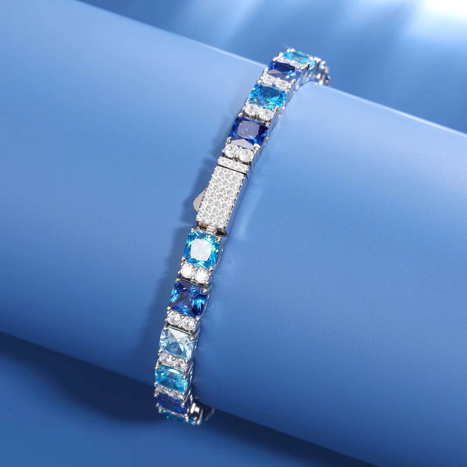 Spot Delivery Gatherings Jewelry 65mm Gradient Color Diamond AAAAA Blue Cz Cluster 925 Silver Tennis Bracelet for Gift
