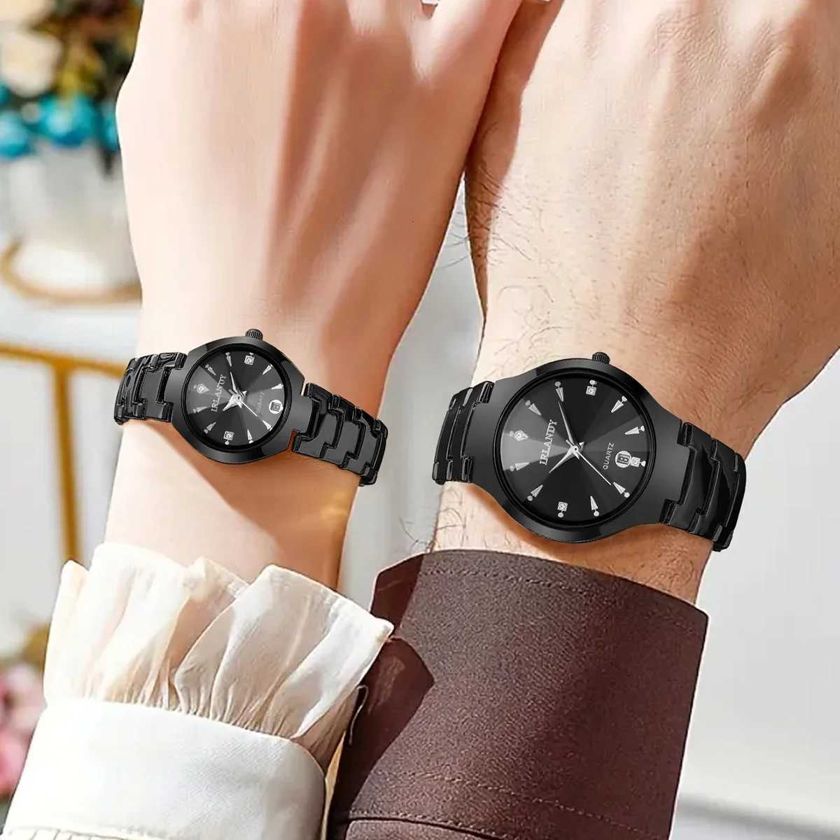 2PCS/Set Fashion Couples Watches Luxury Steel Band Men Calendar Watch Women Quartz Wristwatch Clock Gift Without Box Y251212
