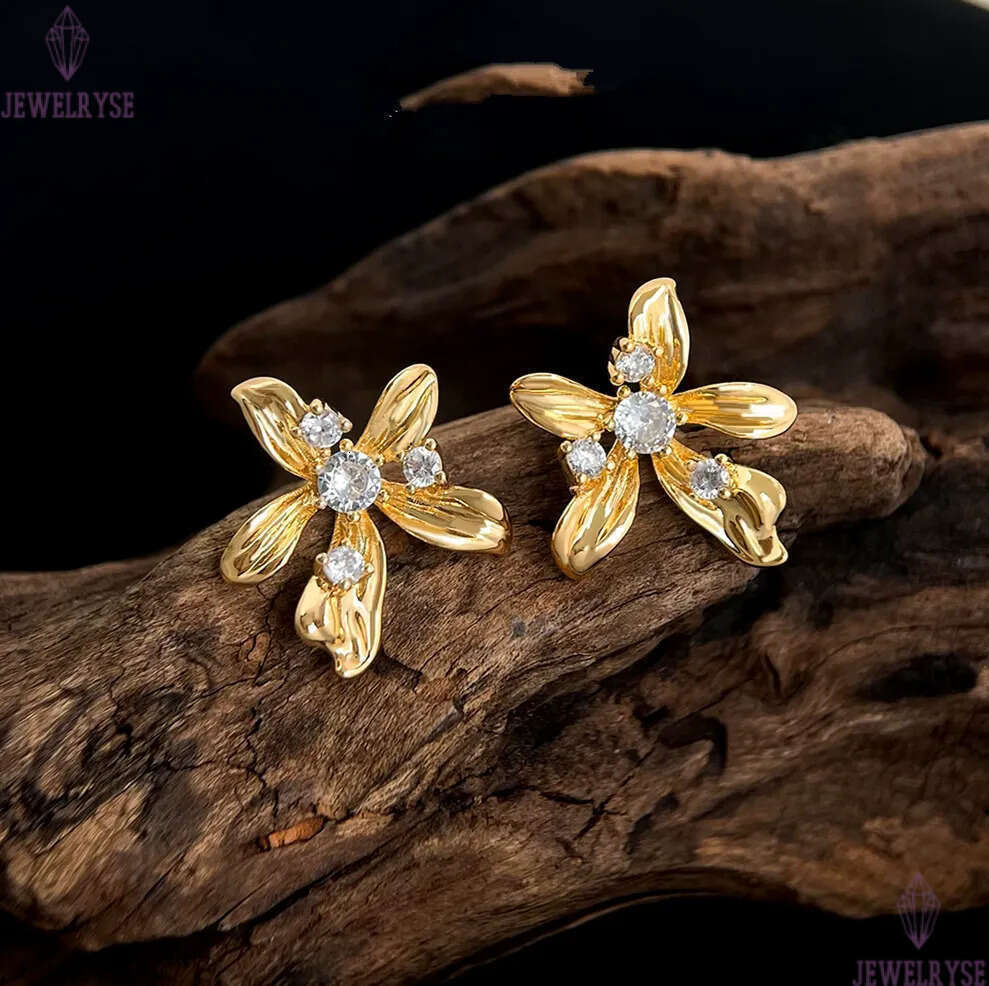 new 18k gold flower designer stud earring for woman party AAA cubic zirconia luxury diamond earrings womens ear clip jewelry S925 silver needle valent