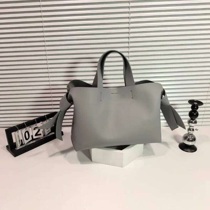 Fashion Bow-Decorated Tote Genuine Leather Shoulder Crossbody Commuter Portable Bucket Bag/Women's Handbag/Shoulder Bag
