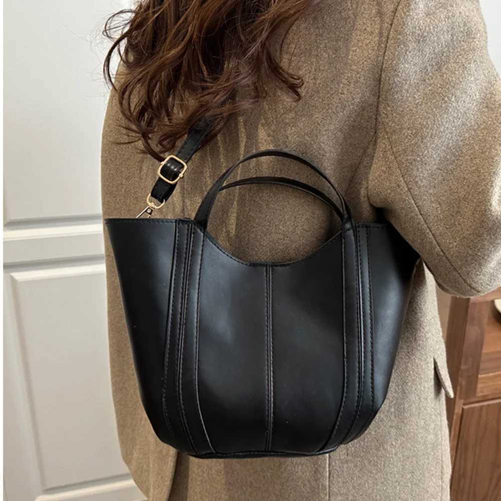 2025 New Fi Basket Handbag with Advanced Texture Casual Shoder Bag Stylish Style Crossbody Handbag Y251211