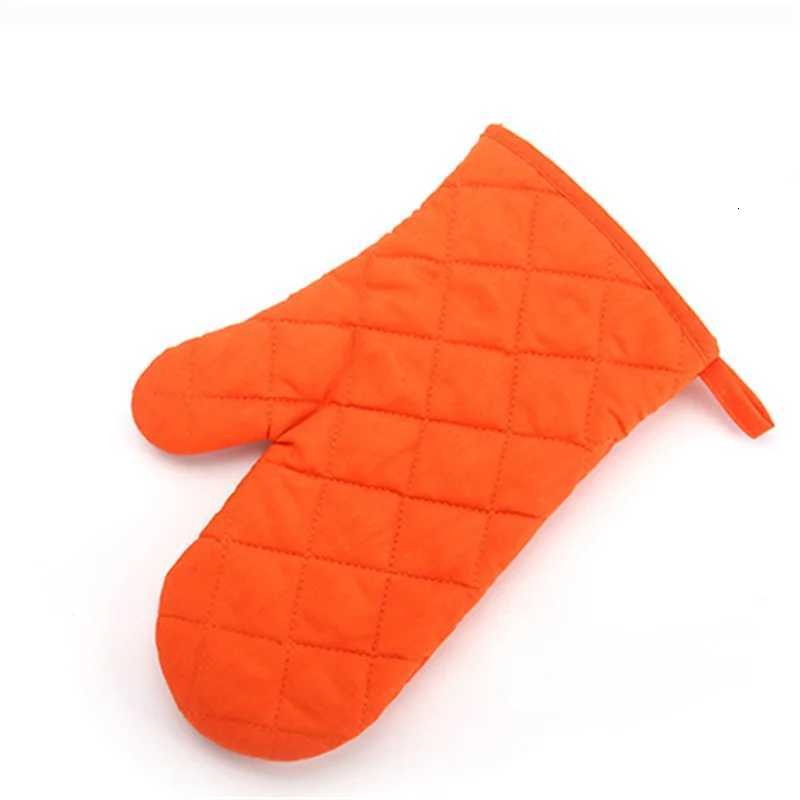 1Pcs Oven Mitts Non-slip Heat Proof Resistant Cotton Microwave Oven Protector Glove Baking BBQ Kitchen Cooking Supplies Tools H251212