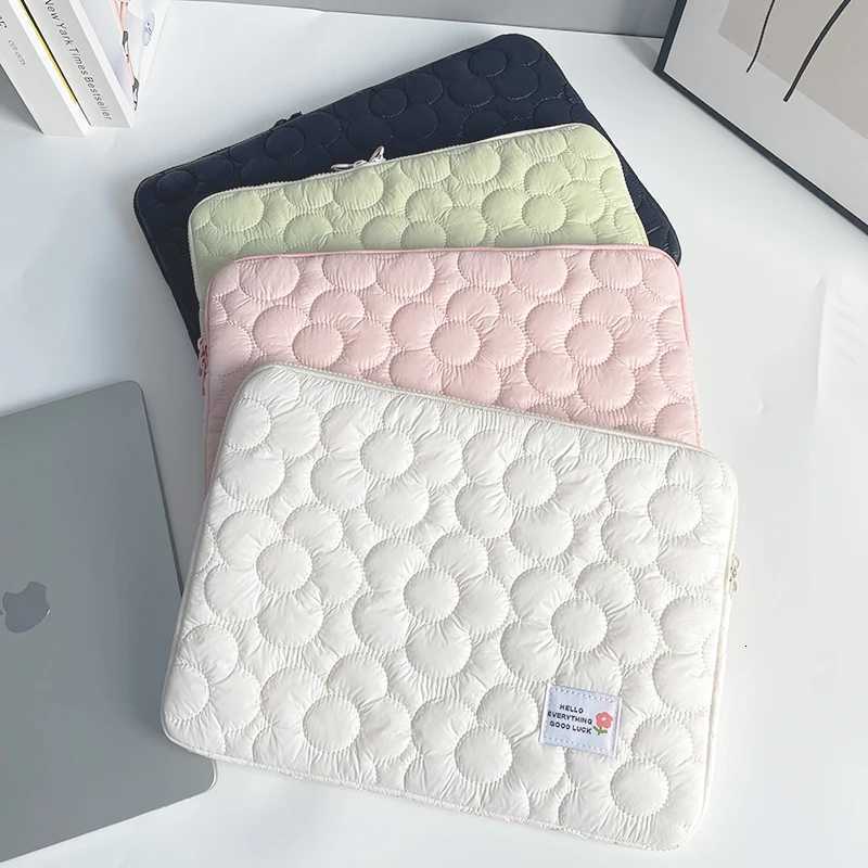 Cute Flower Laptop Sleeve For Ipad11 Macbook Air Pro133 14 15 16 Dell Huawei Samsung 156 Inch Tablet Bag Protective Laptop BagT251212