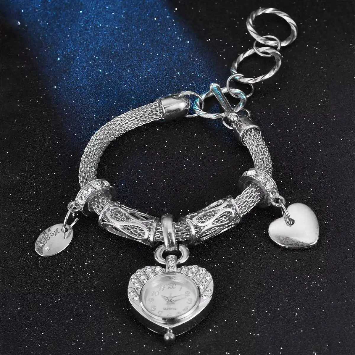 Luxury Rhinestone Womens Watch Fashion Heart Dial Ladies Bracelet Quartz Wristwatches Reloj Mujer Y251212