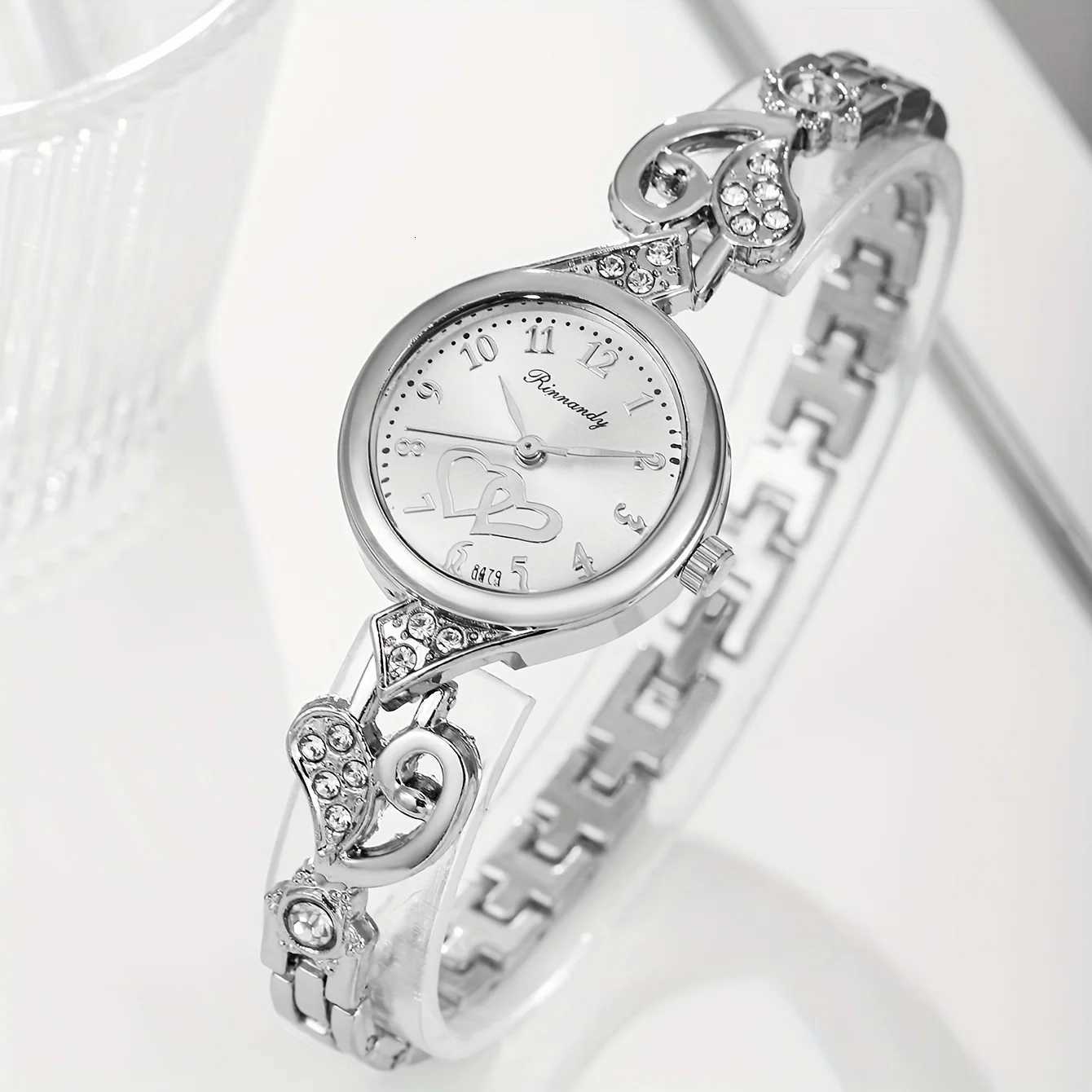 1/3PCS Elegant Women Quartz Watch Fashion Rhinestone Hearts Bracelet Band Ladies Wristwatch Reloj MujerWithout Box Y251212