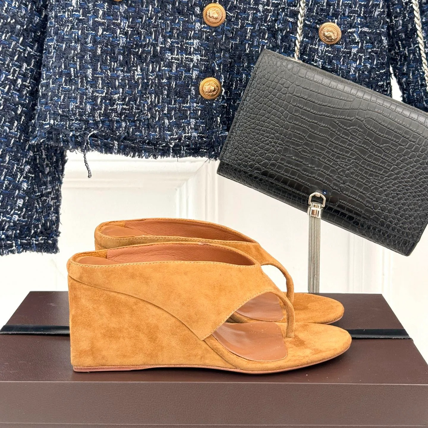 High quality girls' summer sandals with designer leather wedge heels fashionable suede beach shoes luxurious minimalist design with box size 35-42