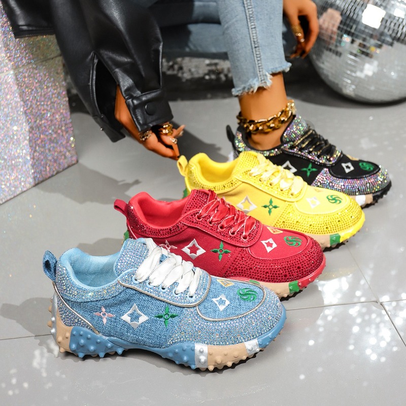 Womens Leather Casual Shoes Platform Sneakers Comfortable Skateboarding Shoes Fashionable Breathable Non Slip Running Shoes Luxury Designers Shoes