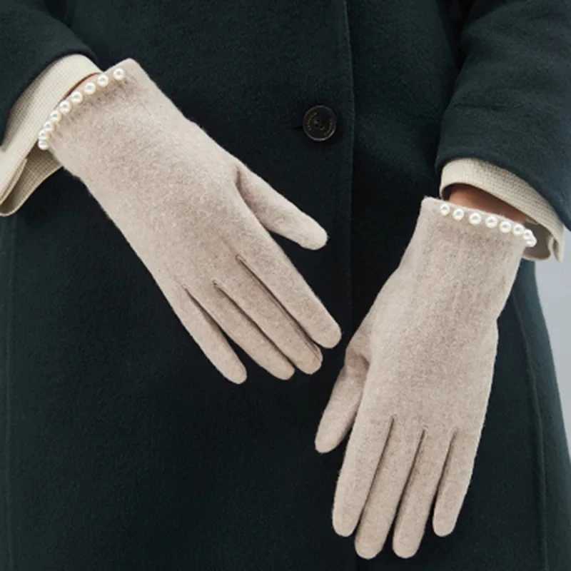 Winter Women Warm Cashmere Embroidery Touch Screen Gloves Female Rabbit velvet High-end Pearl Ring Thicken Driving Mittens H69 Y251211
