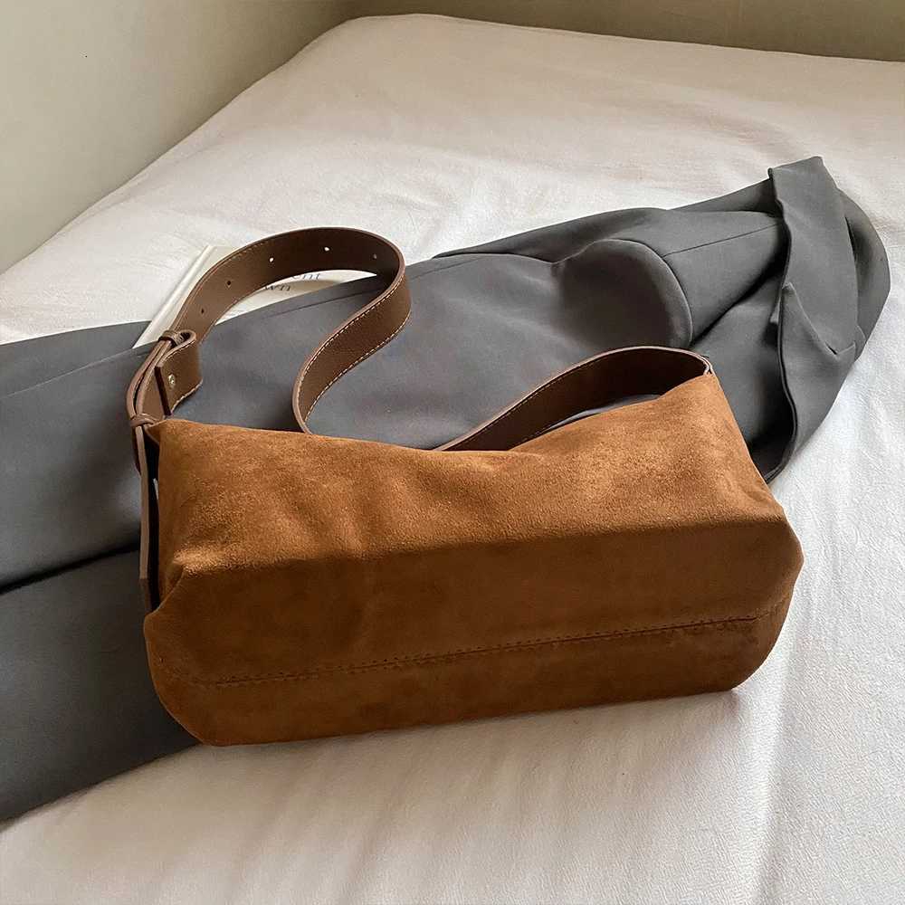 Niche Design Versatile Faux Suede Underarm Bag New Korean Style Fi Texture Single Shoder Wens Bag Y251211