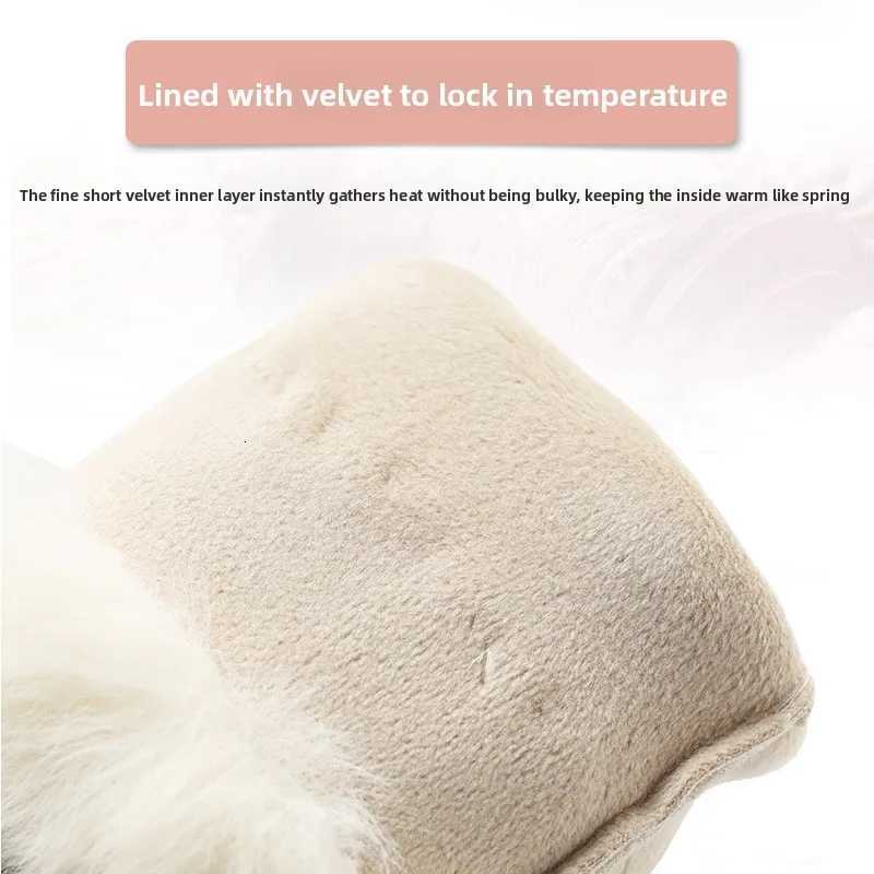 Popular Simple Warm Riding Plush Thick Fur Fashionable Touch Screen Finger Leakage Cold Proof Warm Gloves Y251211