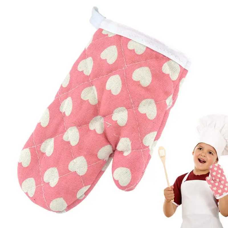 Cute printed Pattern Kids Oven Mitts Heat Resistant Cooking Mitts Anti Scald Baking Gloves Childrens Kitchen Microwave Gloves H251212