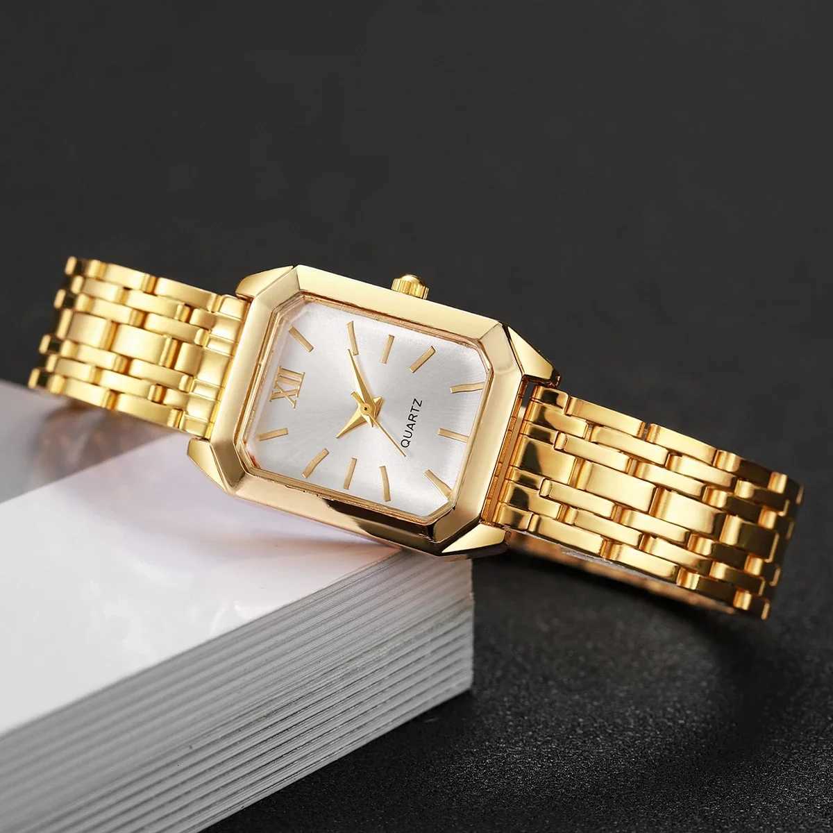 5PCS/Set Fashion Rectangle Women Quartz Watches Casual Roma Dial Watch Heart Jewelry Set Reloj Mujer Without Box Y251212