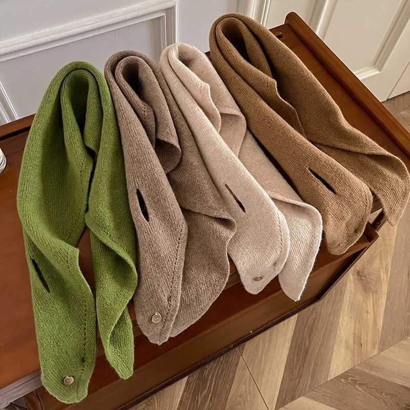 Knitted Scarf Women 100 Wool Winter Warm Scarves Bright Solid Color Design Thickened Shawl Soft Triangle Pashmina Neckerchief Y251211