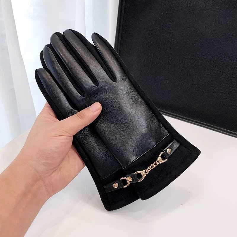 Winter Women Luxury Elegant Fashion Chain Protein Leather Thicken Warm Gloves Touch Screen Cycling Driving Windproof Mittens Y251211