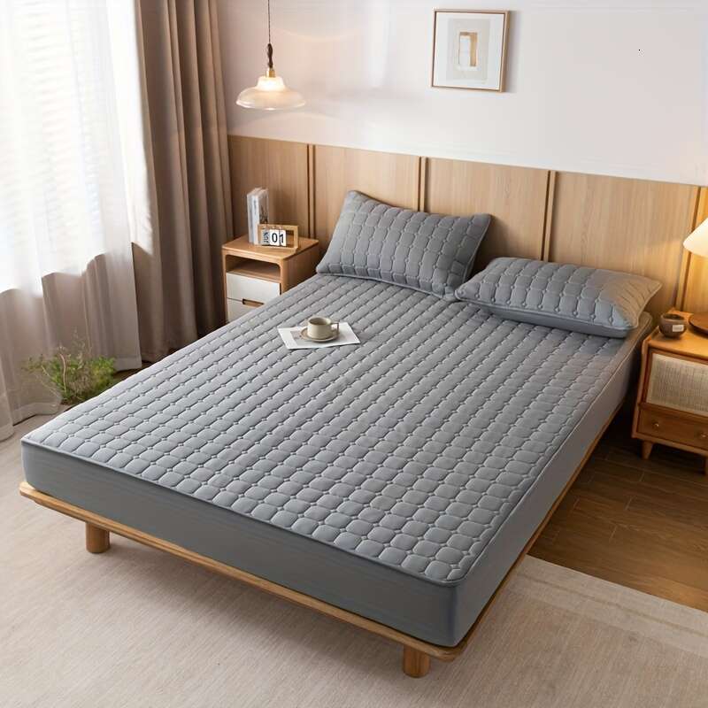 1pc Heavy-Duty Quilted Waterproof Mattress Protector 360° Full Coverage Cover, Deep Pocket Fitted Pad, & Non-Slip, Machine Washable Grey/White/