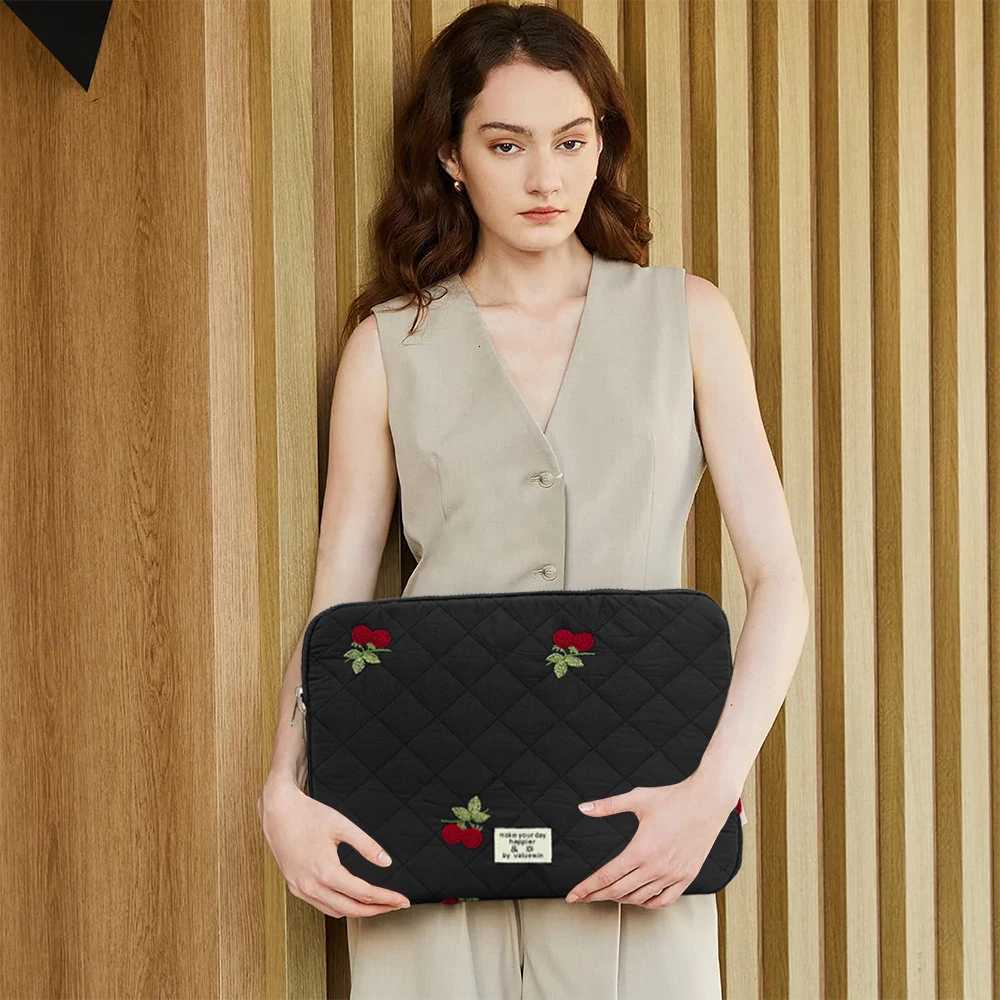 Cherry Embroidery Laptop Sleeve Bag 14 156 16inch For Macbook Pro Air Lenovo Dell Huawei Shockproof Laptop Case 11 iPad CaseT251212