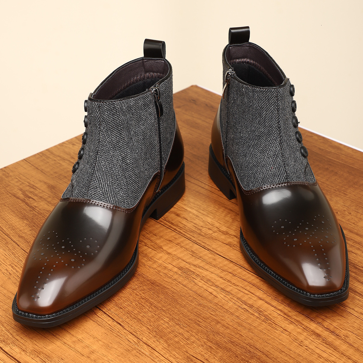 British retro carved business formal men's leather shoes new light luxury high-quality short boots fashionable casual designer shoes