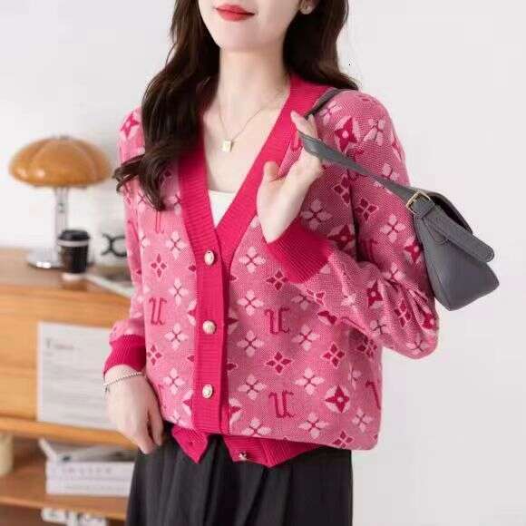 2024 Autumn Winter New Letter Jacquard Versatile Sweater Cardigan Fashionable Slimming Women's Long Sleeve Top