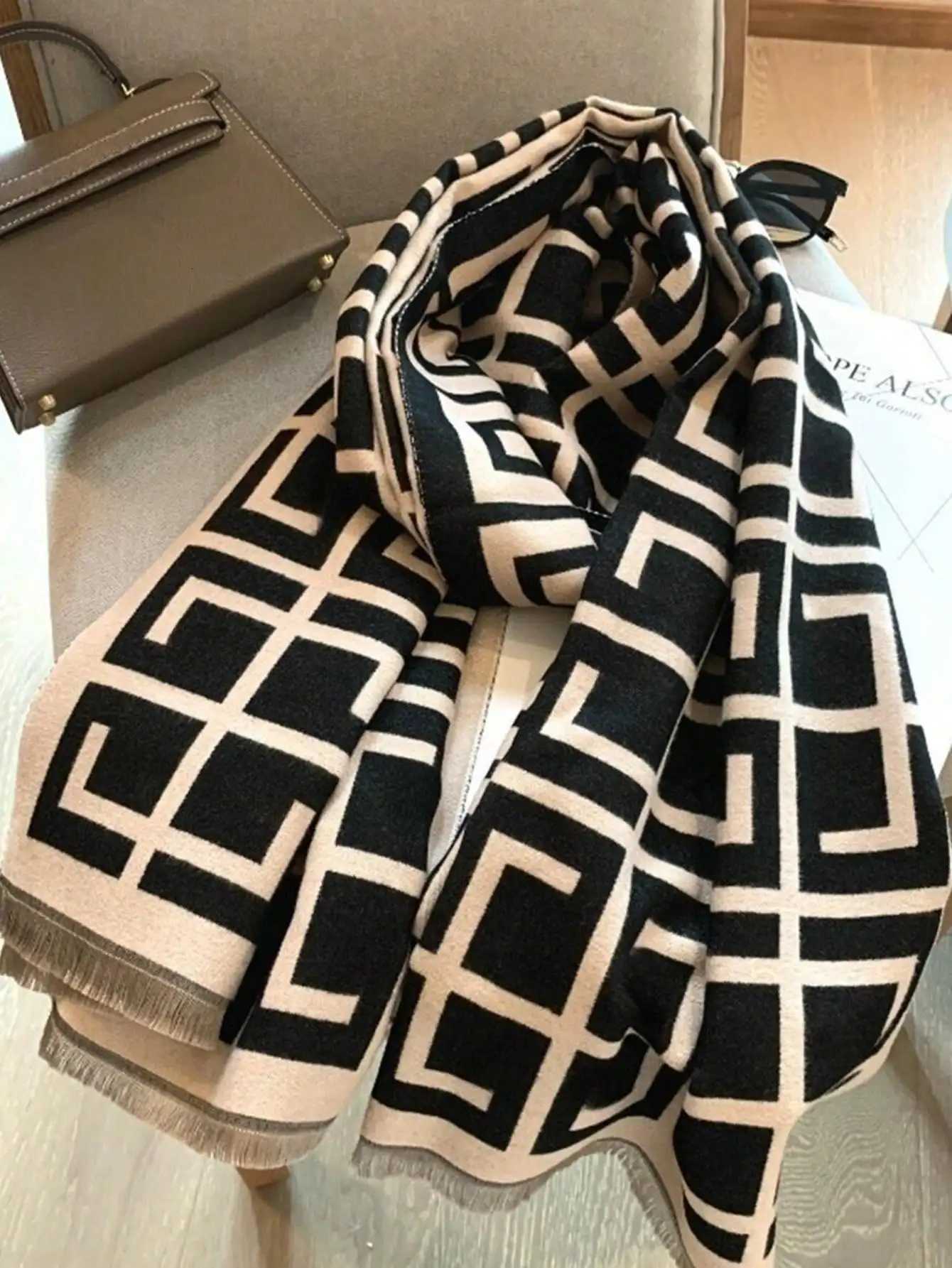 Premium Black Scarf for Women Winter 2023 Fashionable Korean Style Versatile Warm Neck Warmer Large Pashmina Outerwear High-End Y251211
