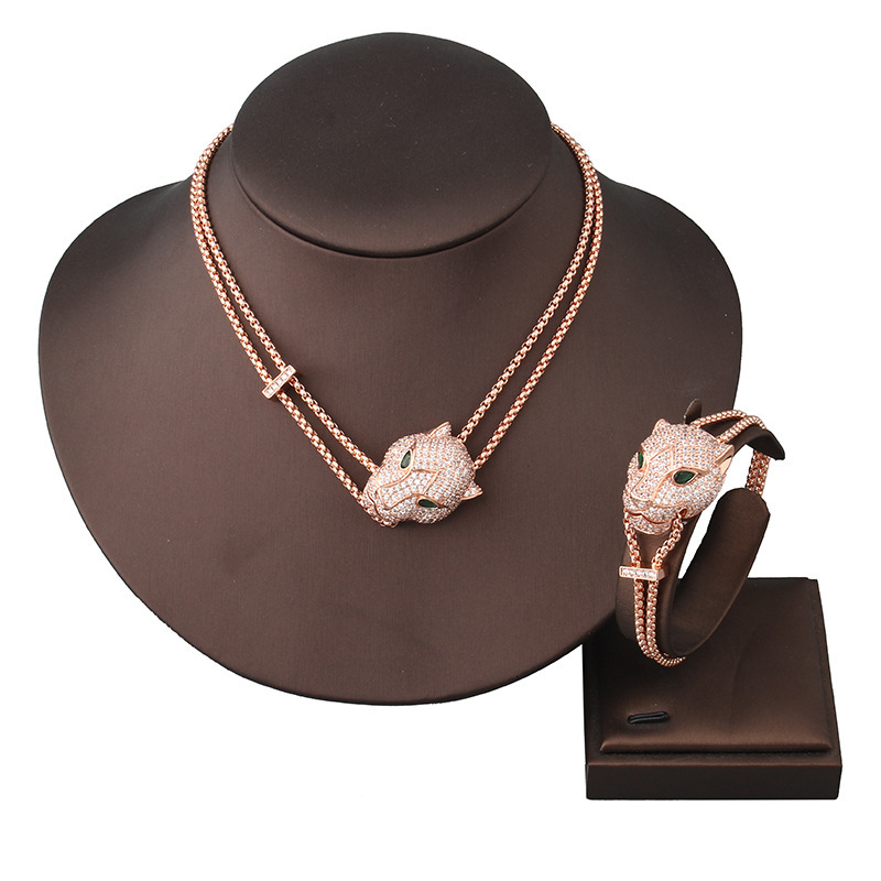 Style Leopard Full Diamond Personality Necklace Adjustable Chain Unisex Accessories Casual Sweater Chain