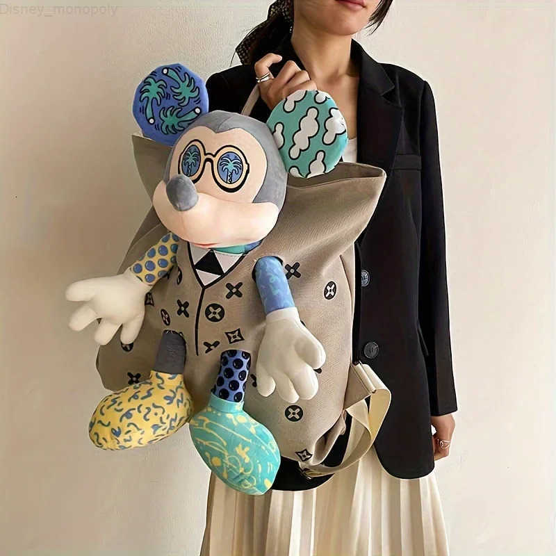 Disney Large Capacity Mickey Mouse Doll Backpack Cartoon Casual Womens Handbag Commuting Backpack Students School Bag H251212