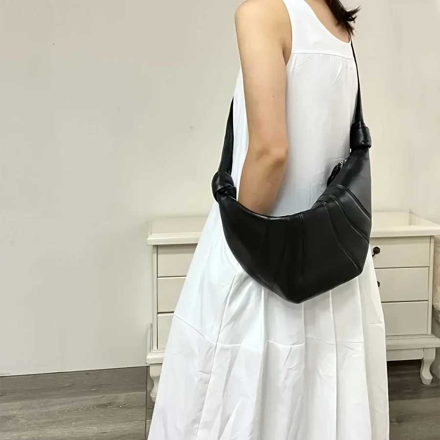 2025 Hot-S LE HOT Y2K INS Niche New Croissant e-shoder Cmuter Sheepskin Bag Fi Simple Fi Slung Crescent Bag Y251211
