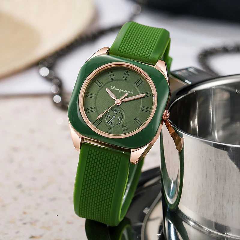 Fashion Square Women Quartz Watch Casual Silicone Band Ladies Wristwatches Reloj Mujer Girls Clock Gift Y251212