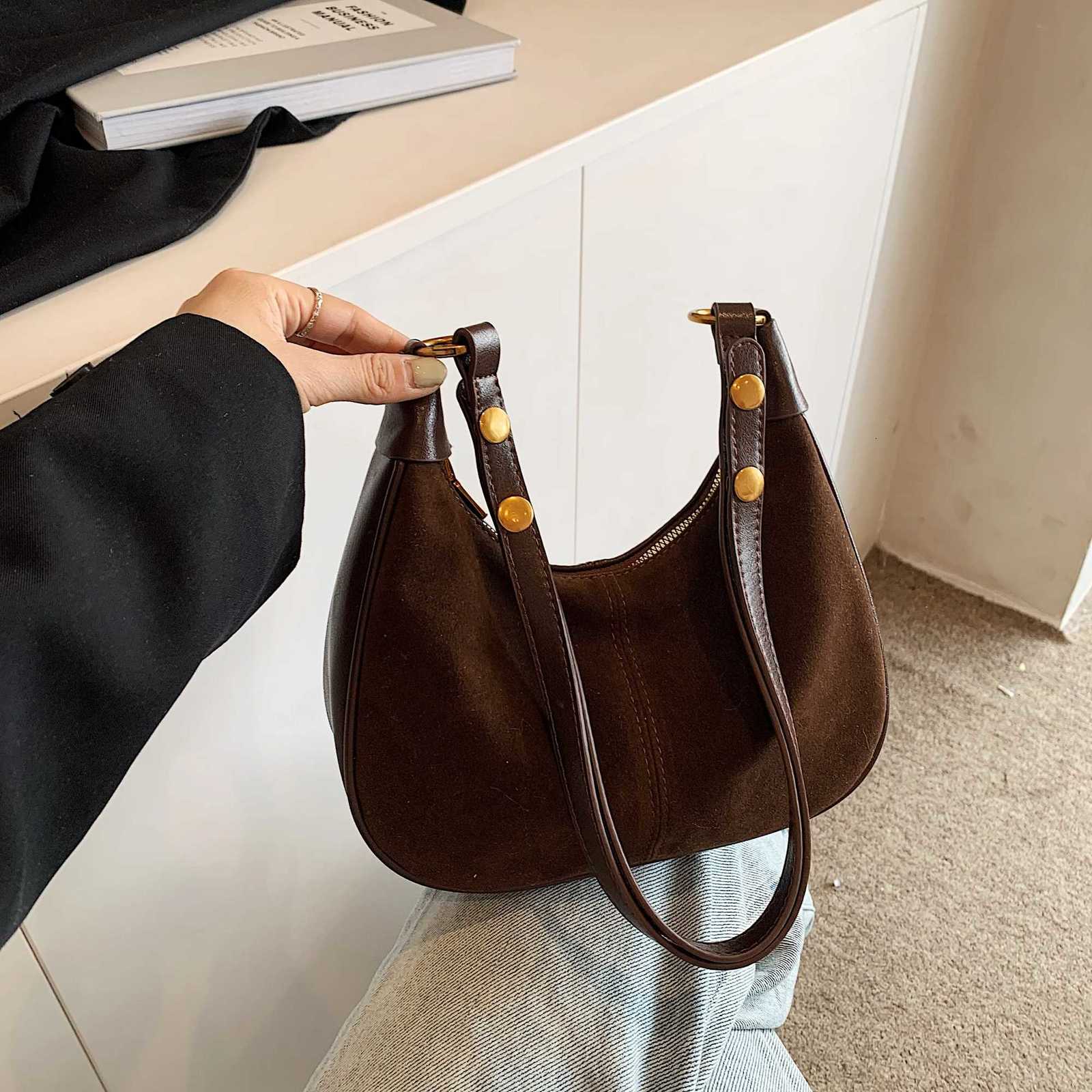 Fi Crescent Mo bag handbag frosted high-class sense wan bag casual shoder bag Y251211