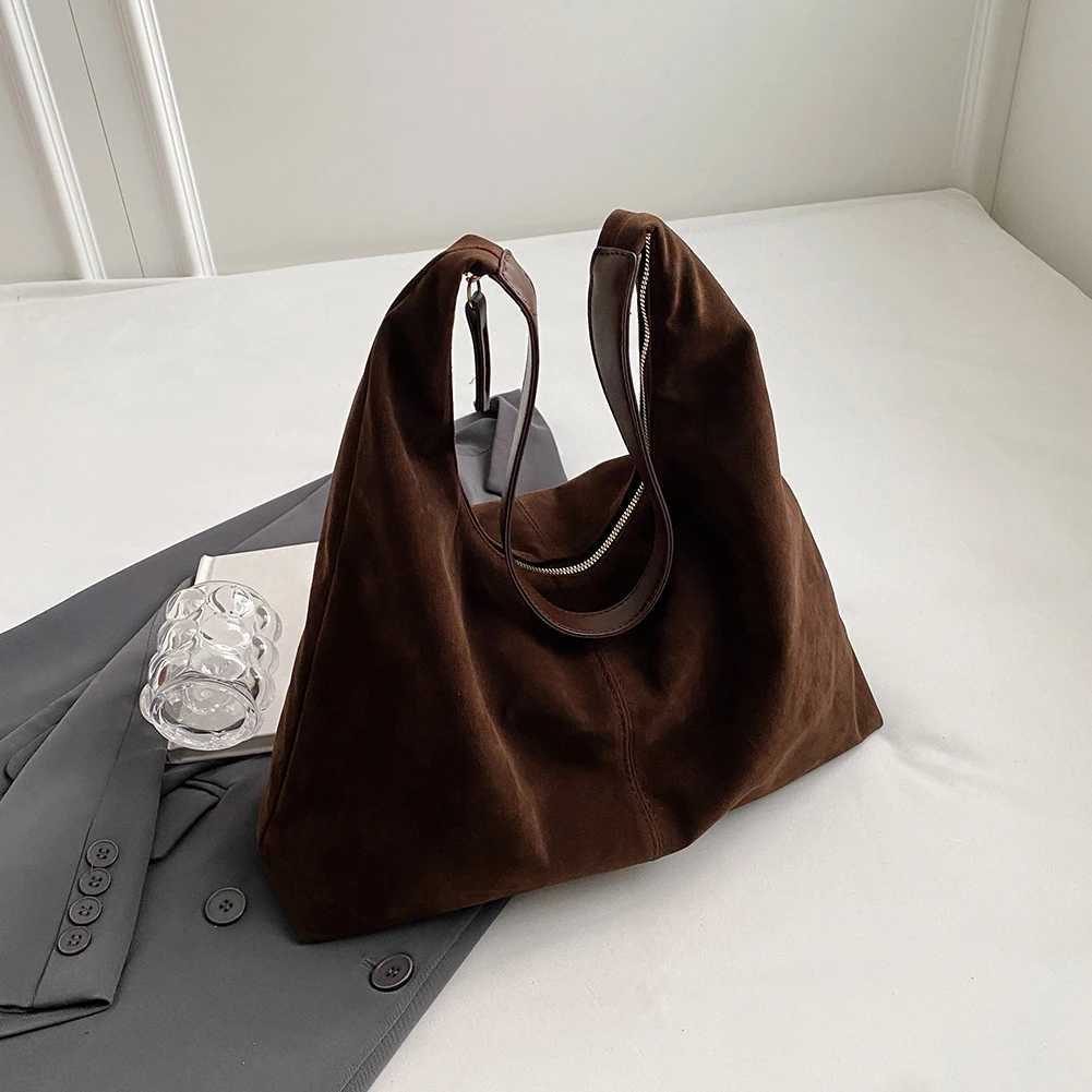 Autumn and Winter Vintage Wens Bag Large Capacity Suede Shoder Bag Solid Color Simple Cmuter Bag Fem Handbags Y251211