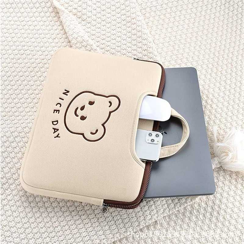 Cute Cartoon Bear Laptop Bag Case for Macbook Air Pro Hp Lenovo 13 14 15 156 16 Inch Notebook Lap Tops Carrying Handbag CoverT251212