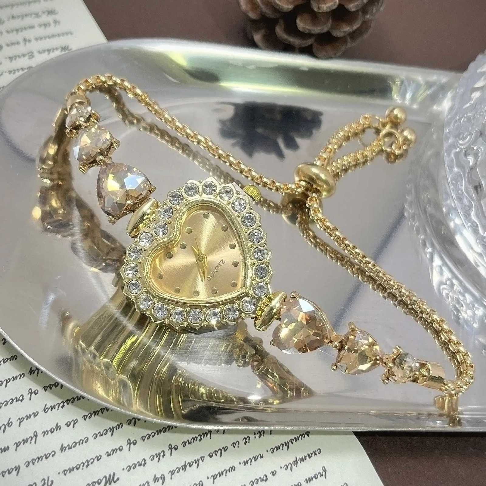 Elegant Womens Quartz Watch Luxury Rhinestone Bracelet Band Wristwatch Reloj Mujer Girls Clock Gift Y251212