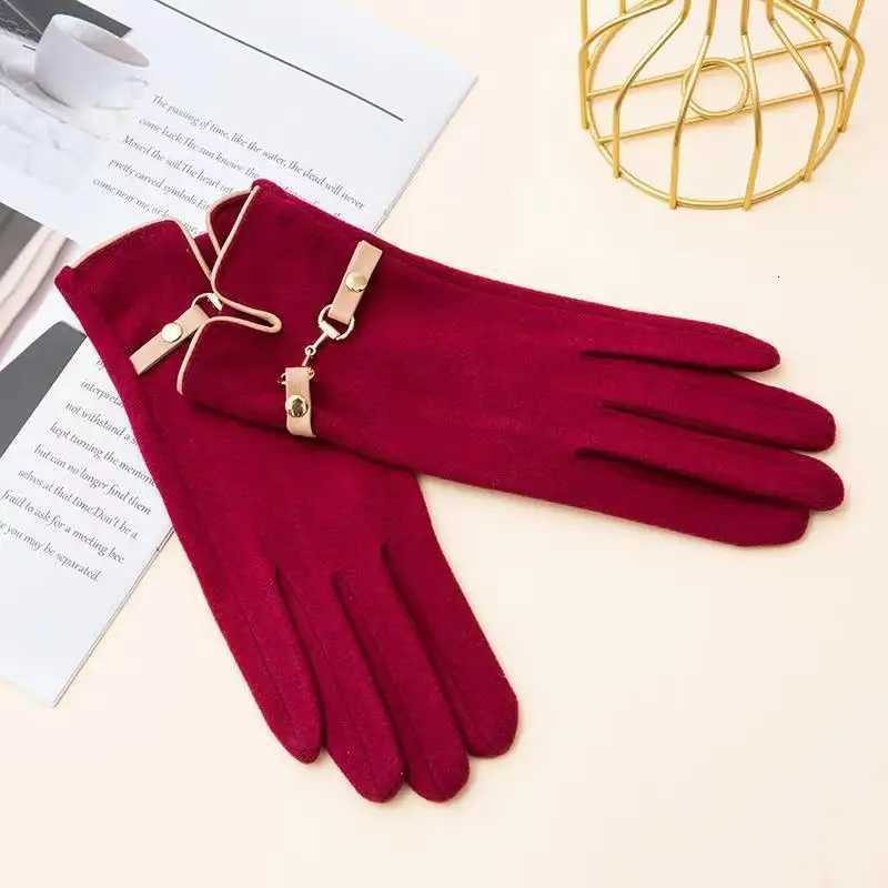 Winter Women Keep Warm Touch Screen Plus Fleece Chain Gloves Elegant Fashion Personality Soft Drive Cycling High Elasticity Y251211