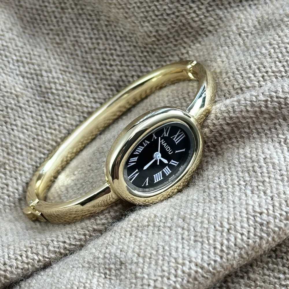 Famous Brand Bracelet Watch Stainless Steel Strap Gold Watch Fashion Small Dial Ladies Girl Gift Wristwatches Relojes Para Mujer Y251212