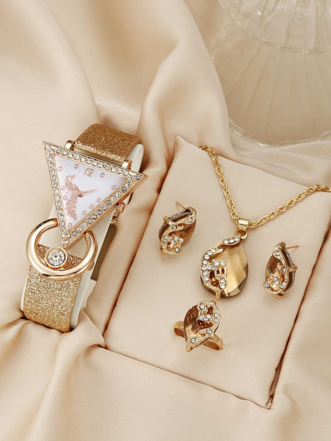 Luxury womens rhinestone quartz belt watchjewelry set Y251212