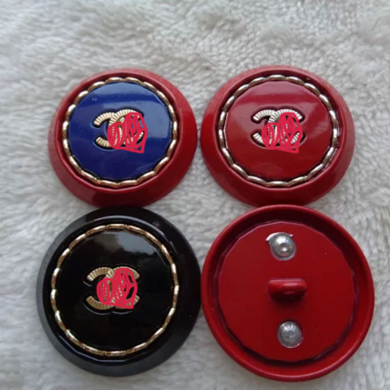 3pcs 25mm C brand Golden black silver red blue navy button Luxury Desginer Sewing Buttons for Coat Cloth skirt Decorate DIY Crafts Supplies Classic B95