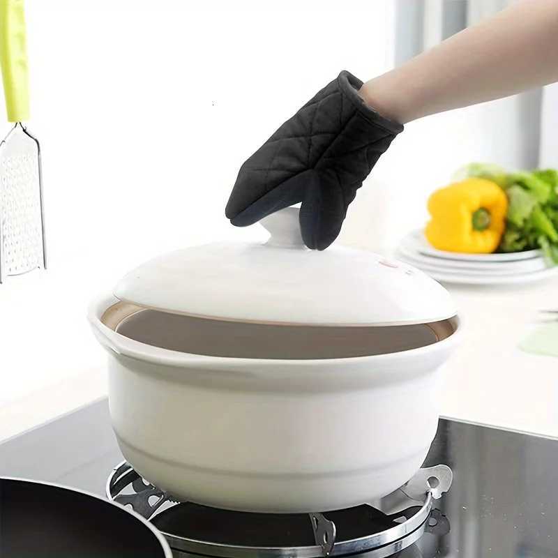 Mtilayer silicone kitchen oven mitts for cooking and baking - non-slip heat-resistant gloves food safe H251212
