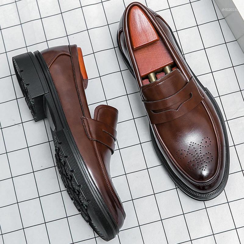 Dress Shoes High Quality Men's Office Casual Business For Men Brogues Leather Social Wedding Formal Loafers Male