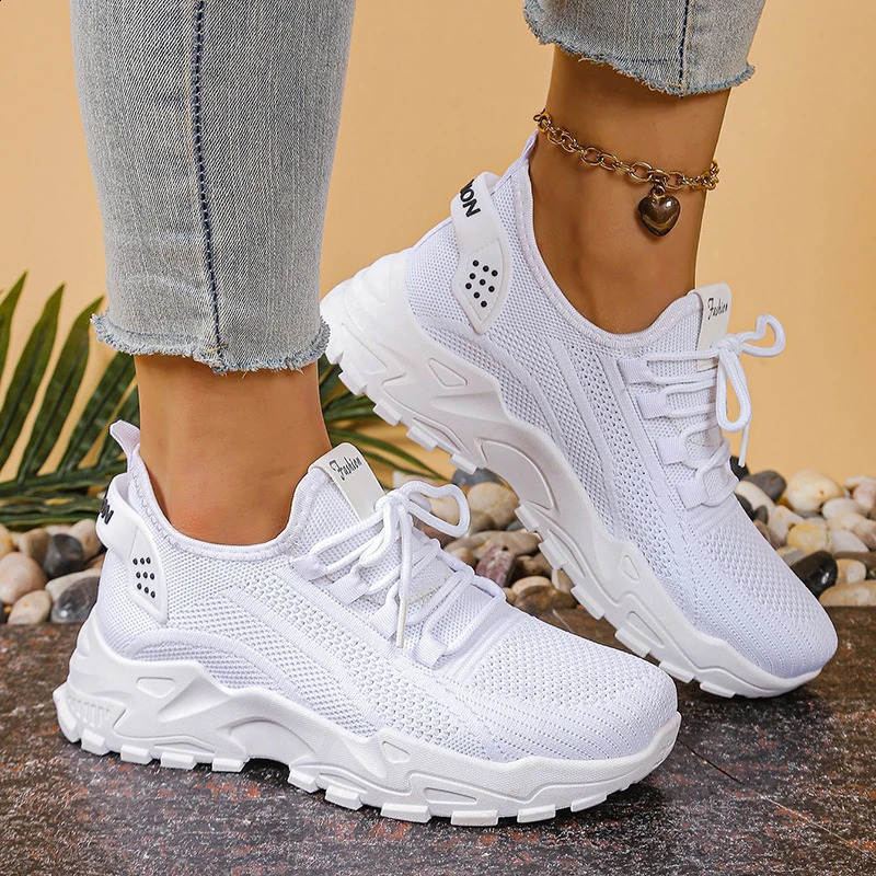 Fashion Knitted White Sneakers for Women Summer Mesh Breathable Platform Sports Shoes Woman Thick Bottom Non Slip Running Shoes 251205