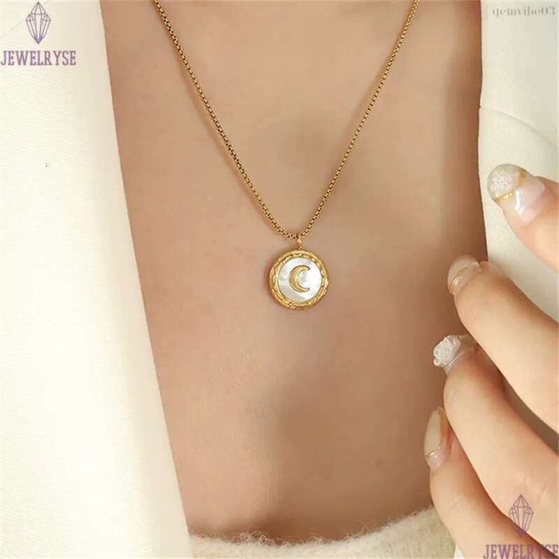 fashion stainless steel 18k gold moon circle designer necklace for woman party pendant luxury necklaces school silver chain choker jewelry birthday fr