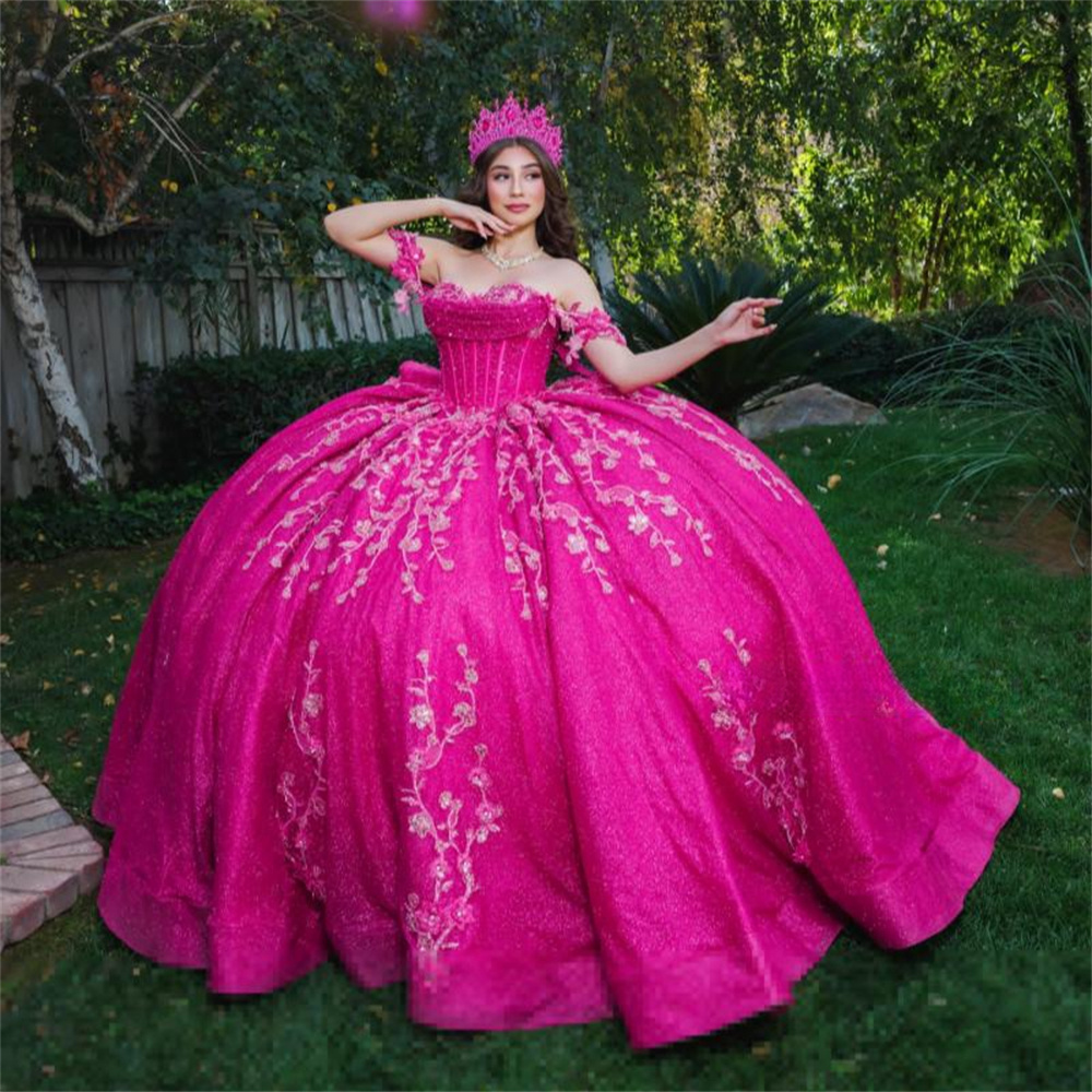 Customized Luxury Pink Quinceanera Dress Ball Gown Floral Applique Beading Mexican Sweet 16 Vestidos De XV 15 Anos D12