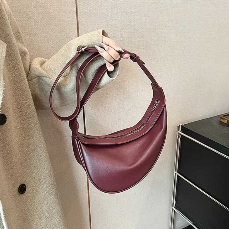 Sewing Thread Shoder Bags Zipper Wens Bags 2025 Hot S PU High Capacity Handbag Solid Saddle Splicing Bolsas De Mujer Y251211